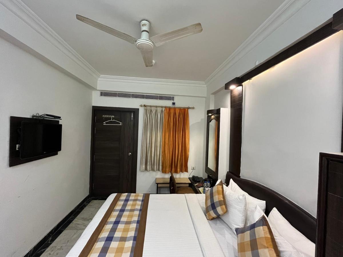 Hotel Moti Palace Agra  Bagian luar foto