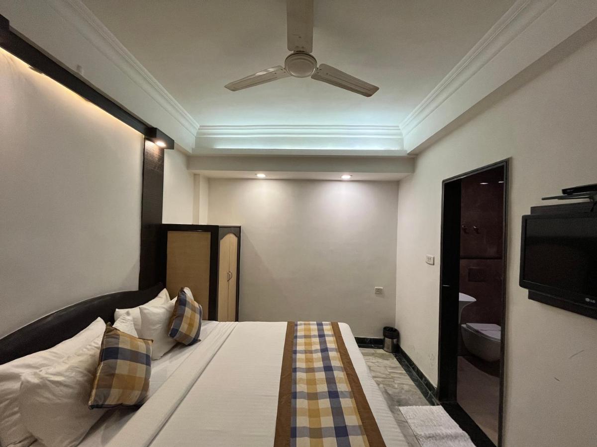 Hotel Moti Palace Agra  Bagian luar foto