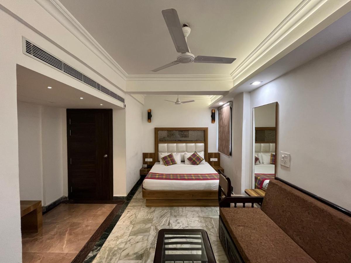 Hotel Moti Palace Agra  Bagian luar foto