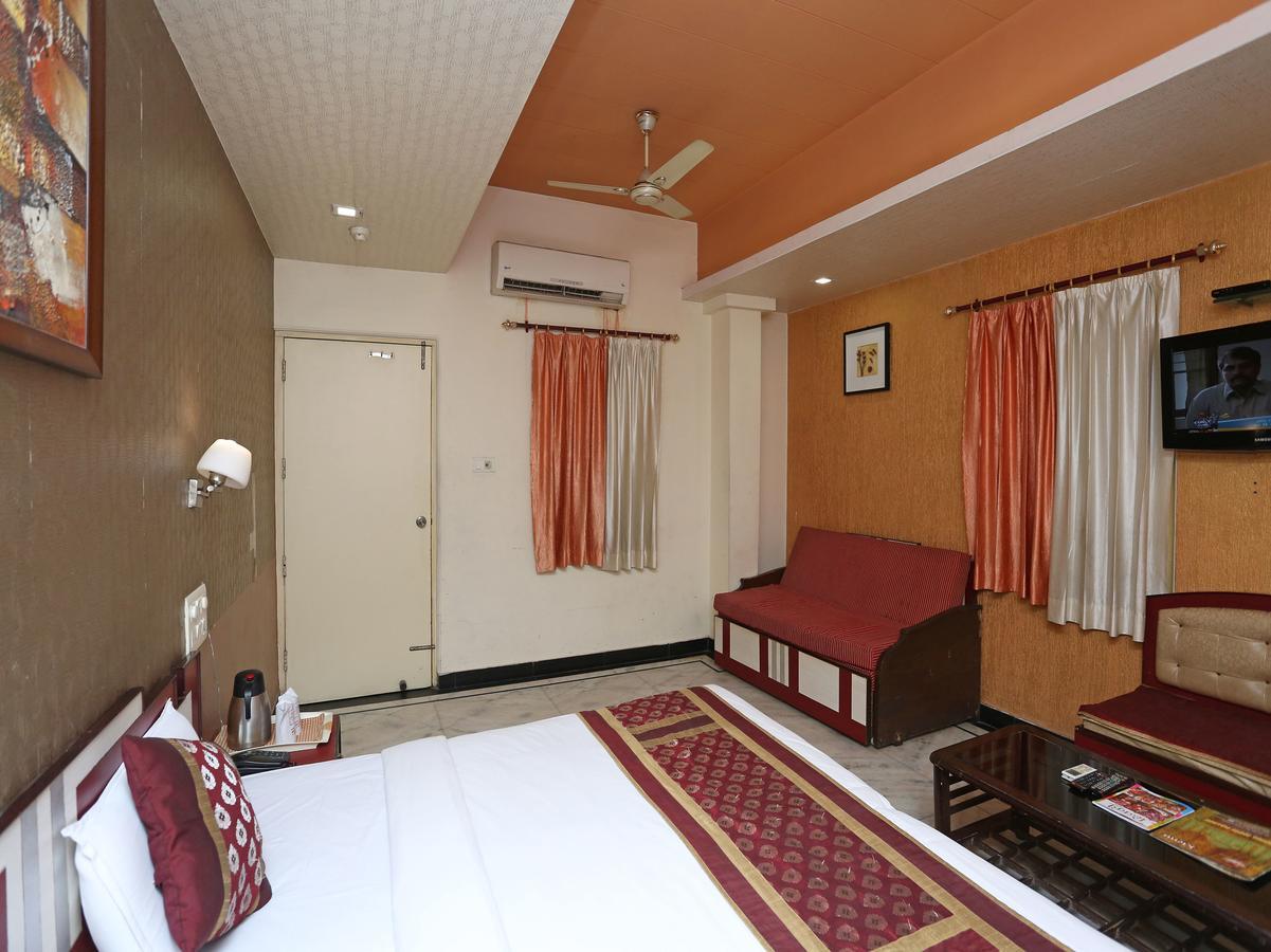 Hotel Moti Palace Agra  Bagian luar foto