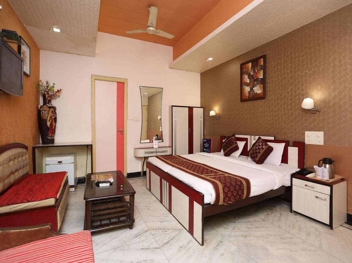 Hotel Moti Palace Agra  Bagian luar foto