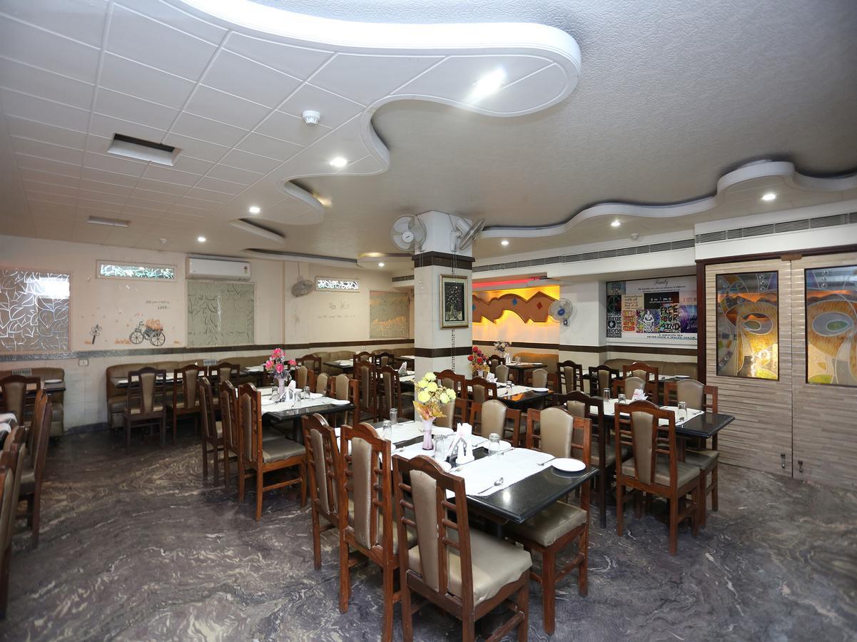 Hotel Moti Palace Agra  Bagian luar foto
