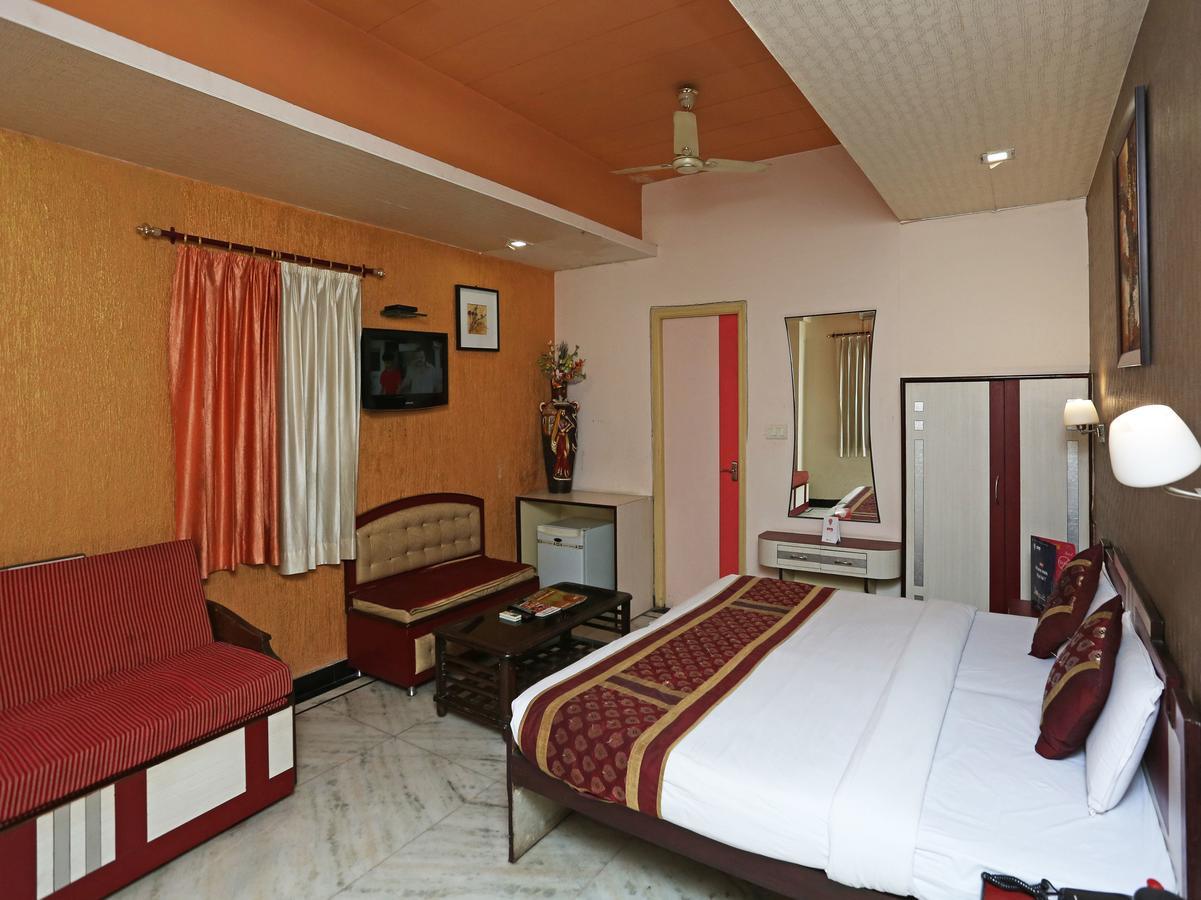 Hotel Moti Palace Agra  Bagian luar foto