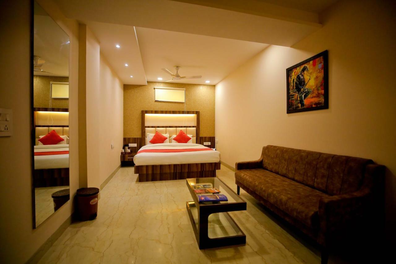 Hotel Moti Palace Agra  Bagian luar foto