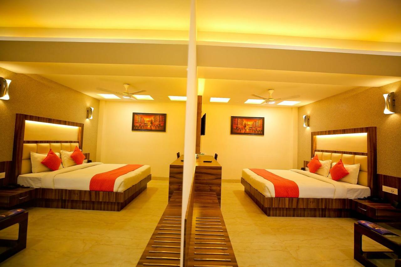 Hotel Moti Palace Agra  Bagian luar foto