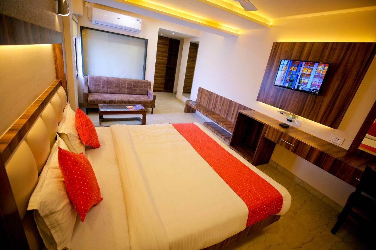 Hotel Moti Palace Agra  Bagian luar foto