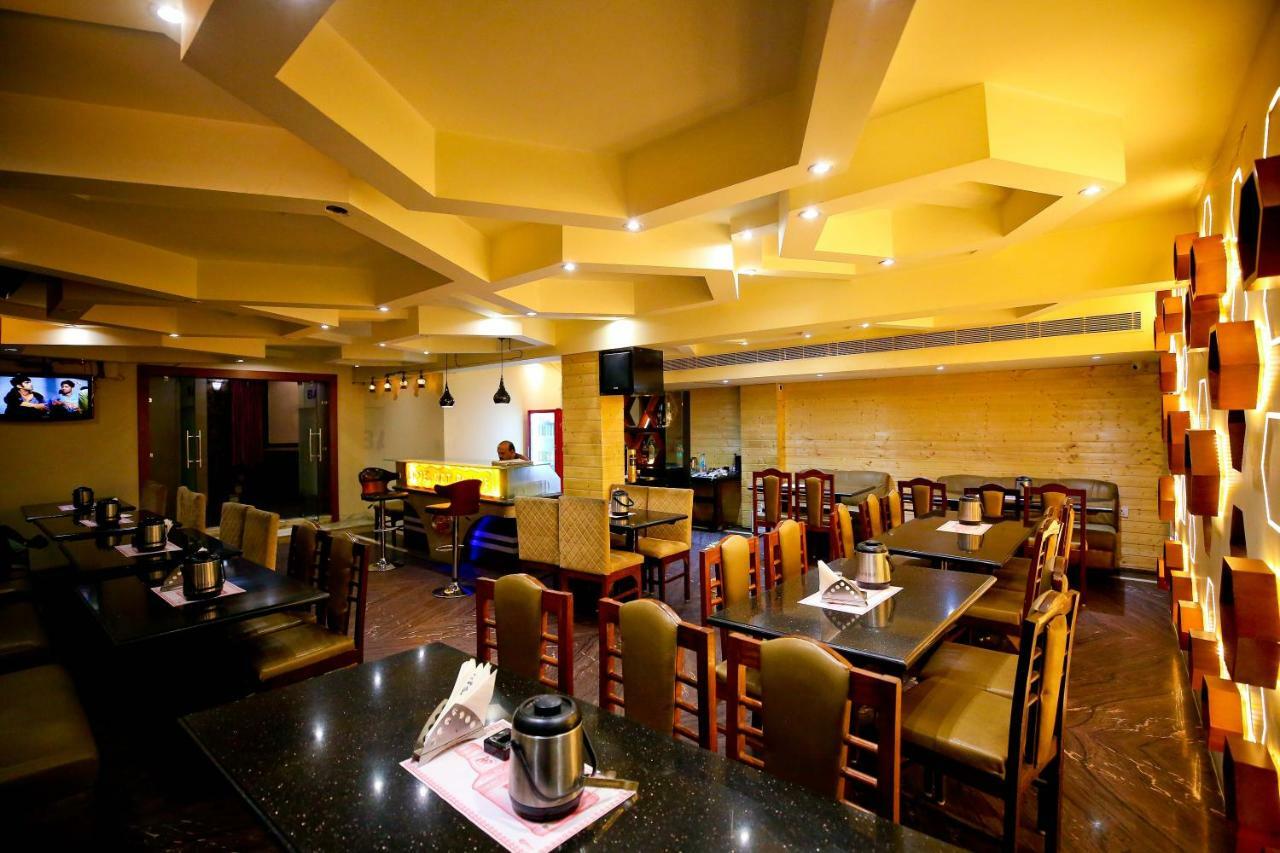 Hotel Moti Palace Agra  Bagian luar foto