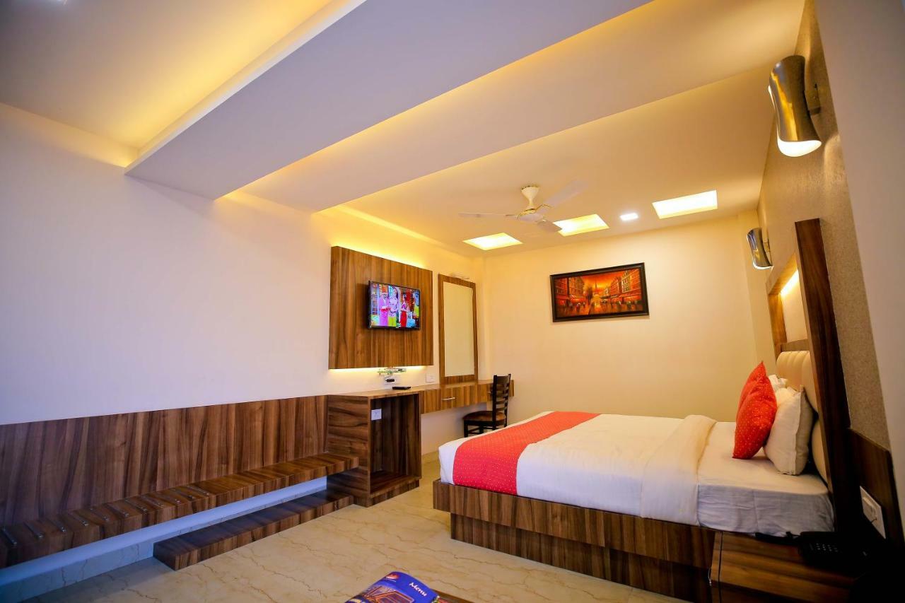 Hotel Moti Palace Agra  Bagian luar foto