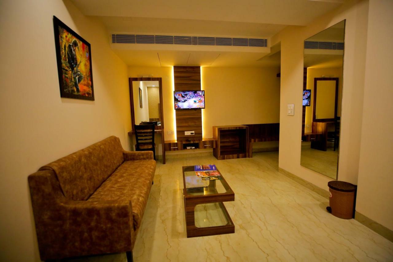 Hotel Moti Palace Agra  Bagian luar foto